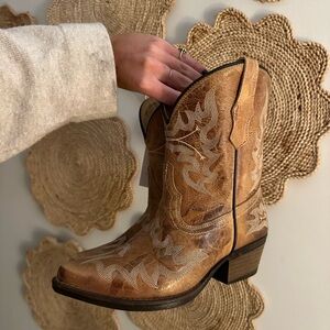 STERLING RIVER | Brown & Tan Cowboy Boots